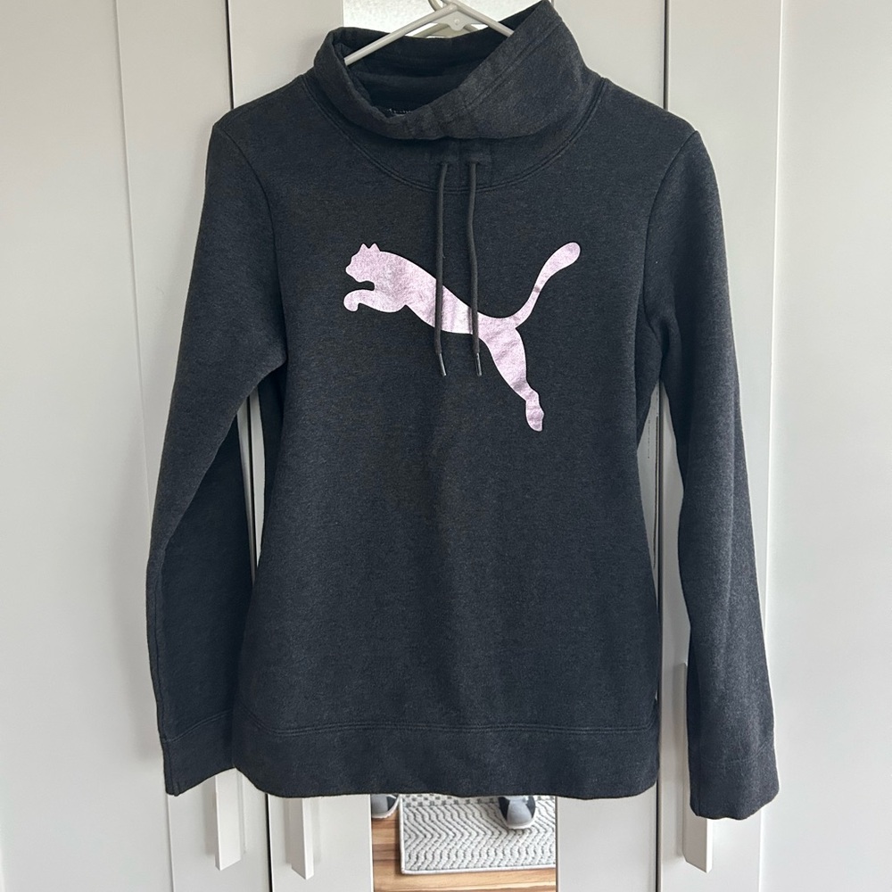 Puma NWOT sweatshirt